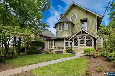 101 E Palisade Avenue, Englewood, NJ 07631 - Photo 2