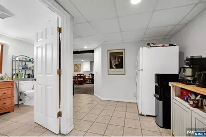 1061 Roosevelt Avenue, New Milford, NJ 07646 - Photo 36