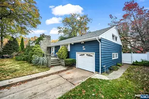 1061 Roosevelt Ave, New Milford, NJ 07646 - Photo 4