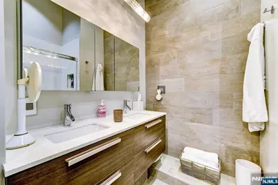 689 Luis Munoz Marin Boulevard 1010 #1010, Jersey City, NJ 07310 - Photo 24