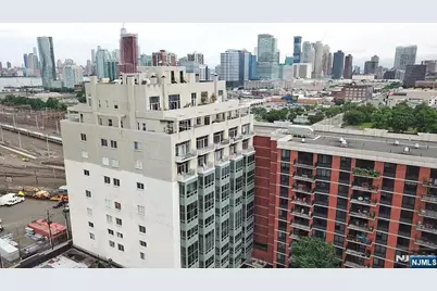 689 Luis Munoz Marin Boulevard 1010 #1010, Jersey City, NJ 07310 - Photo 40
