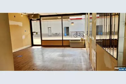 1350 15th Street 3-1 #3-1, Fort Lee, NJ 07024 - Photo 2