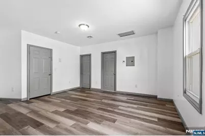 143 Valley Road 2L #2L, Montclair, NJ 07042 - Photo 6