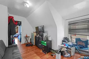 253 Burnett St, East Orange, NJ 07018 - Photo 6