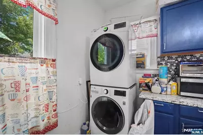 253 Burnett Street, East Orange, NJ 07018 - Photo 30