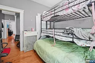 253 Burnett St, East Orange, NJ 07018 - Photo 32