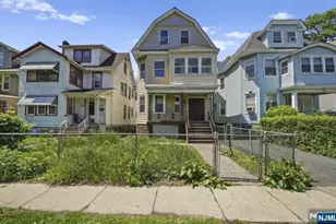 253 Burnett St, East Orange, NJ 07018 - Photo 2