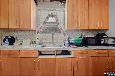 253 Burnett Street, East Orange, NJ 07018 - Photo 22