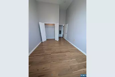 19 Market Street 405 #405, Paterson, NJ 07501 - Photo 8
