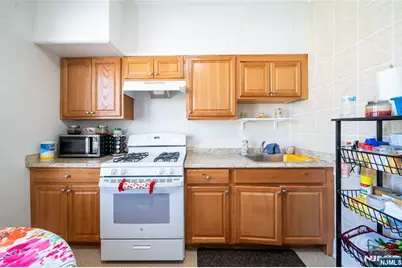 48 8th Avenue, Passaic, NJ 07055 - Photo 10