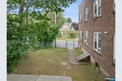 48 8th Avenue, Passaic, NJ 07055 - Photo 4