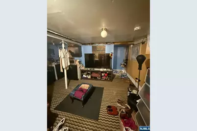 387 Hobart Avenue, Haledon, NJ 07508 - Photo 18