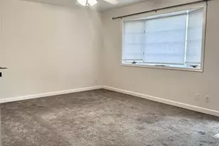 309 President St, Saddle Brook Township, NJ 07663 - Photo 4