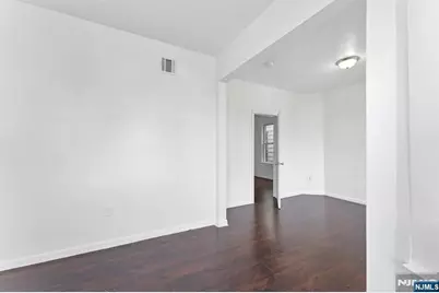 595 15th Avenue, Newark, NJ 07103 - Photo 10