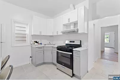 595 15th Avenue, Newark, NJ 07103 - Photo 6