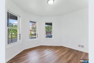 595 15th Avenue, Newark, NJ 07103 - Photo 18