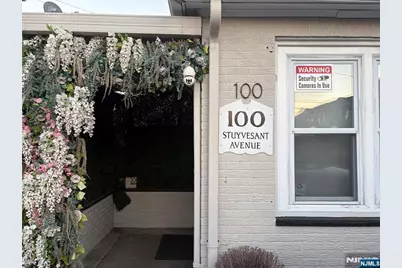 300 Lake Avenue, Lyndhurst Township, NJ 07071 - Photo 1