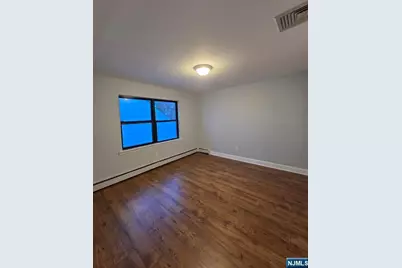 730 5th Street 2nd Floor #2nd floor, Carlstadt, NJ 07072 - Photo 14