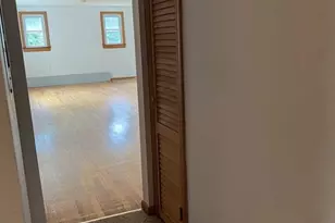 211 Paterson Ave 2nd Fl, Midland Park, NJ 07432 - Photo 10