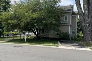 211 Paterson Ave 2nd Fl, Midland Park, NJ 07432 - Photo 30