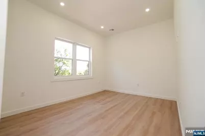 776 Bergen Street 2L #2L, Newark, NJ 07108 - Photo 20