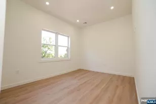 776 Bergen Street 2L, Newark, NJ 07108 - Photo 20