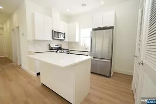 776 Bergen Street 2L, Newark, NJ 07108 - Photo 8