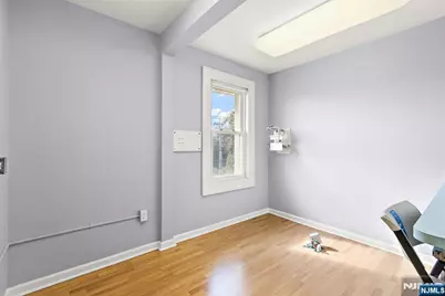 197 So. Washington Ave, Bergenfield, NJ 07621 - Photo 28