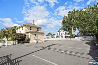 197 So. Washington Ave, Bergenfield, NJ 07621 - Photo 30