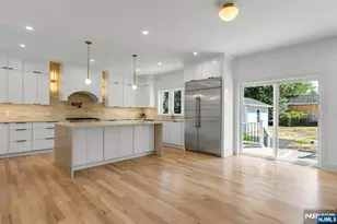 204 Woodland Rd, New Milford, NJ 07646 - Photo 14