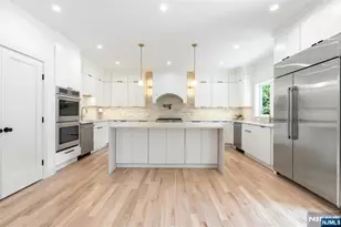 204 Woodland Rd, New Milford, NJ 07646 - Photo 10