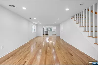 206 Linden Avenue, Verona, NJ 07044 - Photo 4