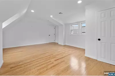 206 Linden Avenue, Verona, NJ 07044 - Photo 10