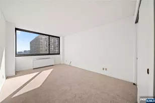 200 Old Palisade Road 23G, Fort Lee, NJ 07024 - Photo 24