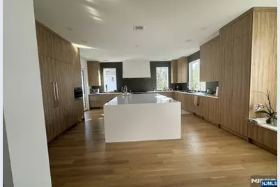 14 Allison Drive, Englewood Cliffs, NJ 07632 - Photo 2