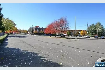 44 Godwin Avenue 301 #301, Midland Park, NJ 07432 - Photo 20