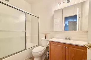 200 Dey Street 266, Harrison, NJ 07029 - Photo 14