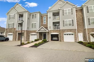 43 Elston Ct 301, Wanaque, NJ 07420 - Photo 1