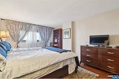 245 Prospect Avenue 5B #5B, Hackensack, NJ 07601 - Photo 12