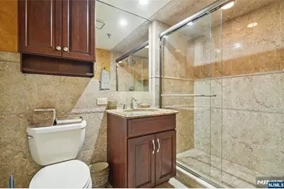 245 Prospect Avenue 5B #5B, Hackensack, NJ 07601 - Photo 16