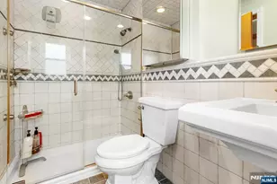 111 Park Pl, Kearny, NJ 07032 - Photo 14