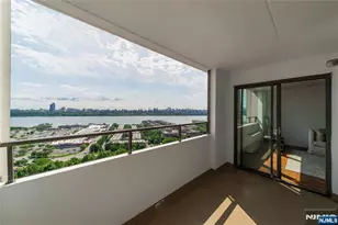 250 Gorge Road 12K, Cliffside Park, NJ 07010 - Photo 10