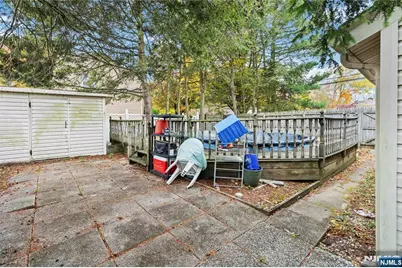 366 Spring Valley Road, Paramus, NJ 07652 - Photo 22