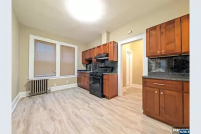 89 Davis Avenue 1 #1, Kearny, NJ 07032 - Photo 6