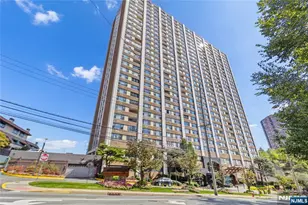 250 Gorge Road 18K, Cliffside Park, NJ 07010 - Photo 20