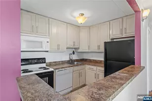 250 Gorge Road 18K, Cliffside Park, NJ 07010 - Photo 8