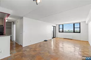 250 Gorge Road 18K, Cliffside Park, NJ 07010 - Photo 6