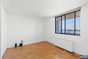 250 Gorge Road 18K, Cliffside Park, NJ 07010 - Photo 12