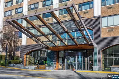 250 Gorge Road 18K #18K, Cliffside Park, NJ 07010 - Photo 2