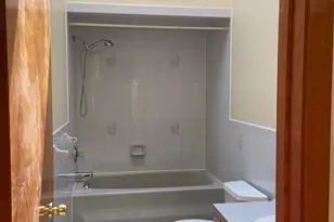 2416 Hammett Ave A, Fort Lee, NJ 07024 - Photo 6